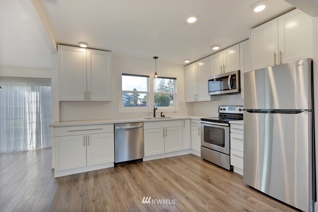 Foto del edificio - 1102 6th Ave SW
