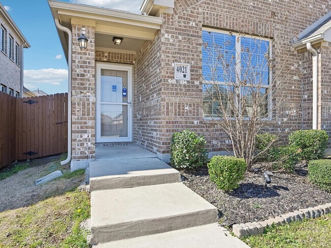 Building Photo - 4021 Bighorn Dr