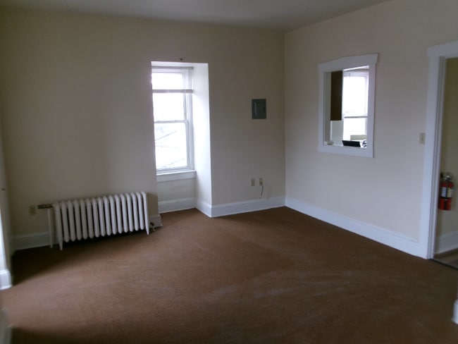 Foto del edificio - 101 S Charlotte St