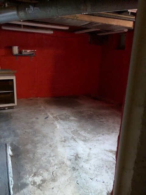 basement - 302 W 5th St