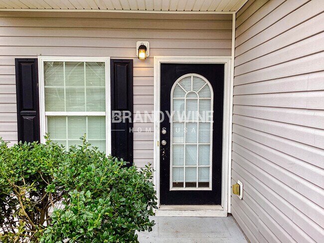 Foto del edificio - 395 Haverhill Ln