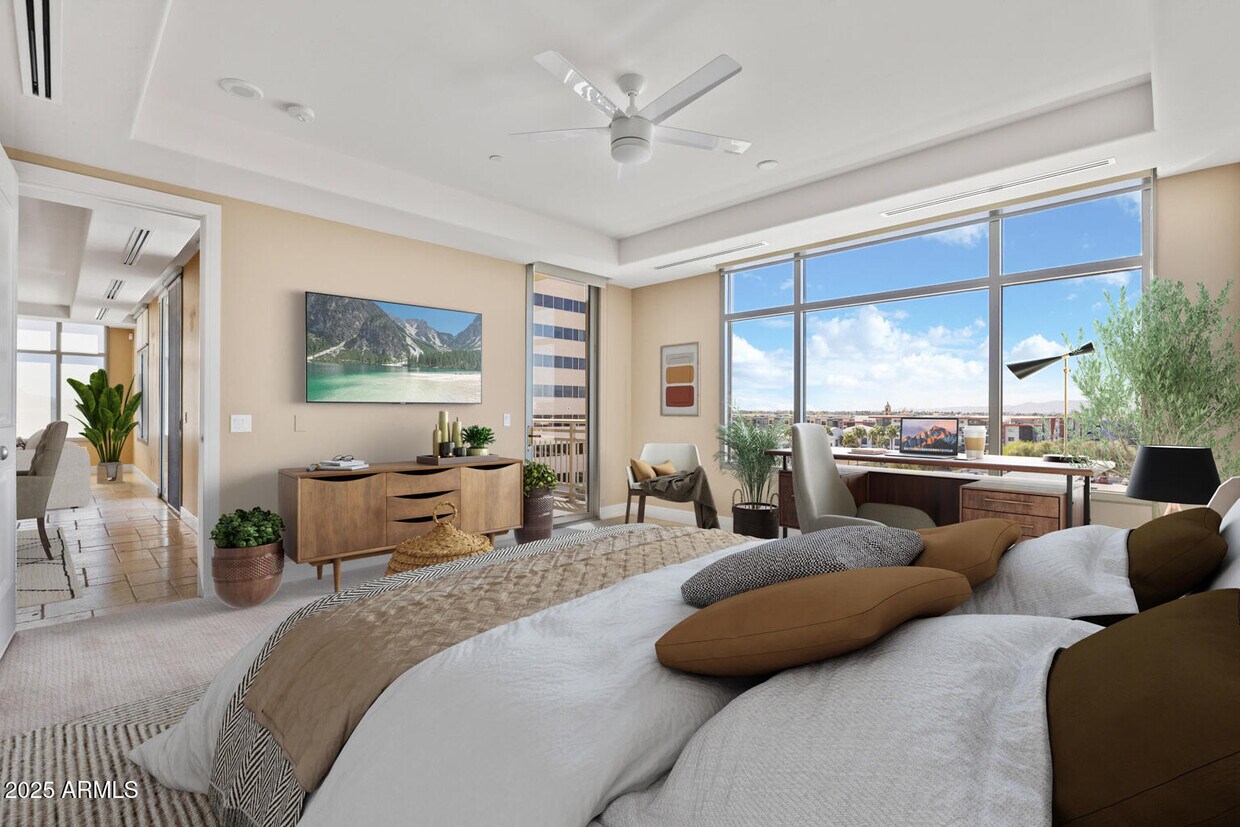 Foto principal - 2211 E Camelback Rd