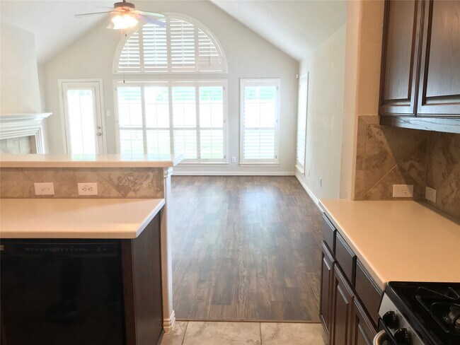 Building Photo - 26418 Cole Trace Ln