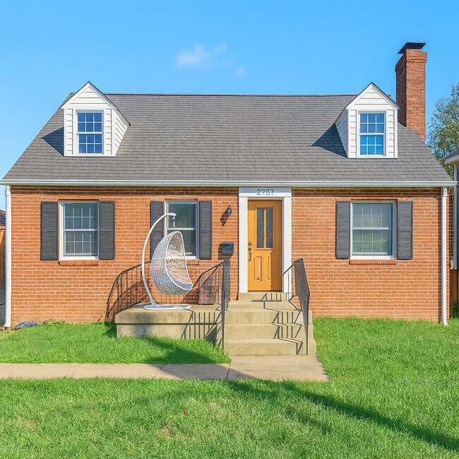 Foto del edificio - 2757 Greenway Blvd