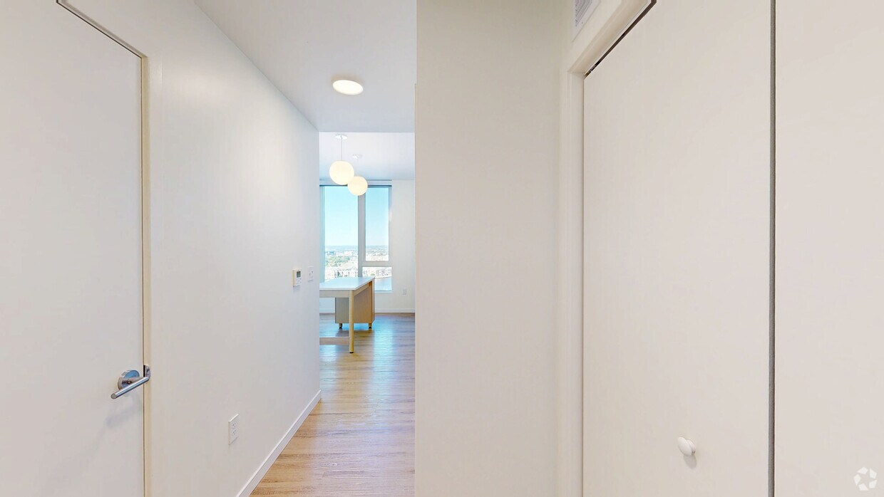 Photo - Allied Harbor Point Apartments