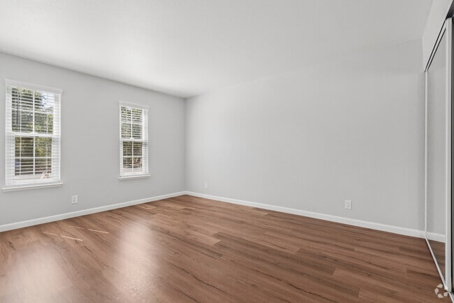 2BR, 1BA - 826SF - Primary Bedroom - Casa Vasona Garden Apartments
