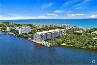 Building Photo - 2560 S Ocean Blvd