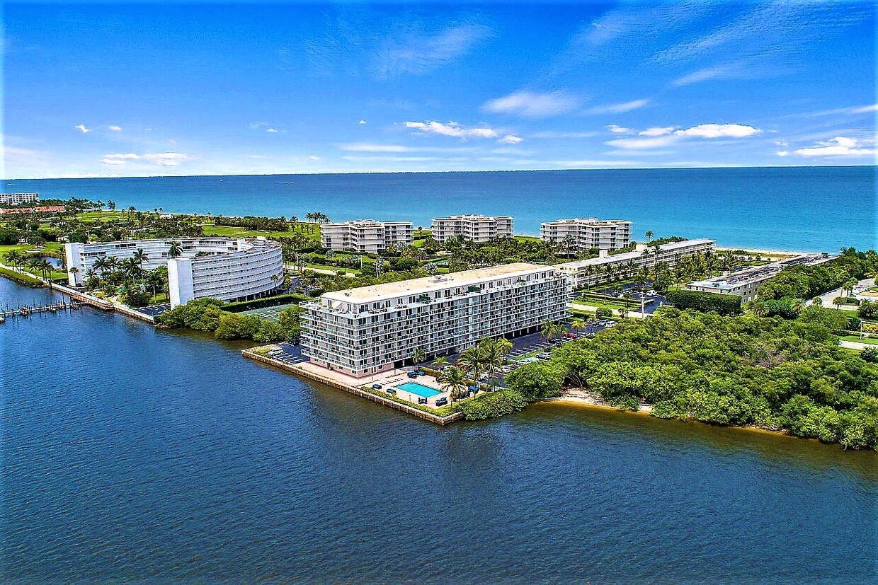 Primary Photo - 2560 S Ocean Blvd
