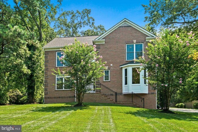 Building Photo - 8005 Flint St