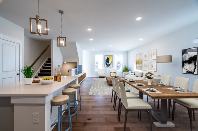 Comedor + Sala de estar - 3446 Carlton St