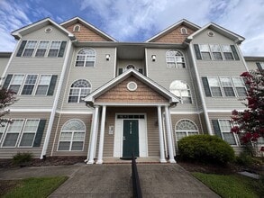 Building Photo - 6112 Hedgecock Cir