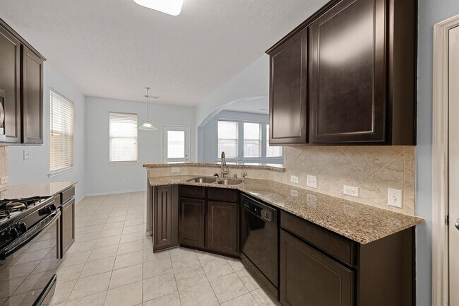 Foto del edificio - 15110 Spring Sun Ct