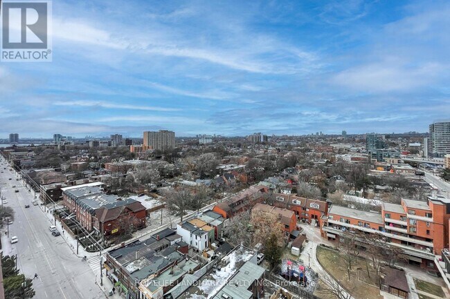 Photo du bâtiment - 270-LP270 Dufferin St