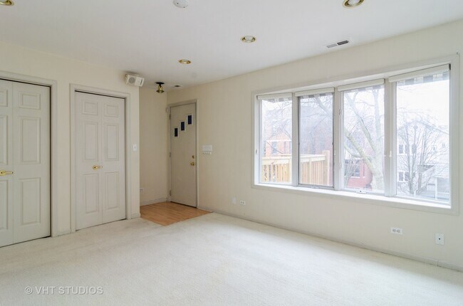 Building Photo - 2024 W Ohio St