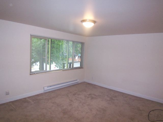 Foto del edificio - 9511 Roosevelt Way NE