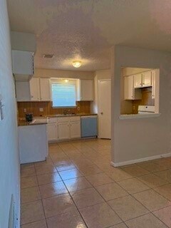 Foto del edificio - 10118 Kirkbluff Dr
