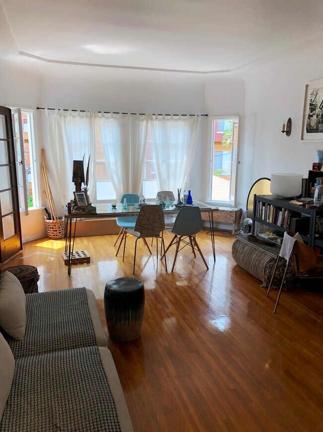 Foto del edificio - 325 S Cochran Ave