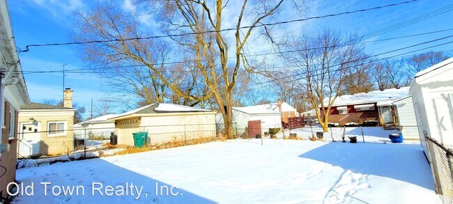 Foto del edificio - 3 br, 1 bath House - 1063 Lori