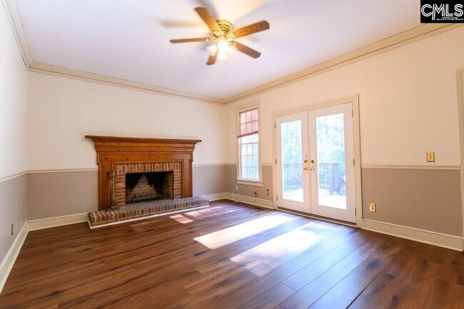 Foto del edificio - 611 Timberleaf Ct