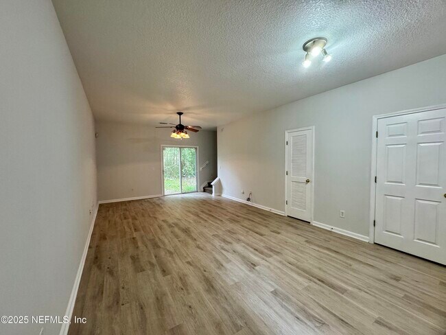 Building Photo - 4815 Playpen Dr