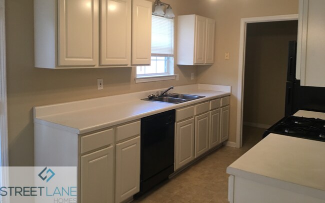 Building Photo - 175 Allen Oaks Way, Covington, GA, 30016