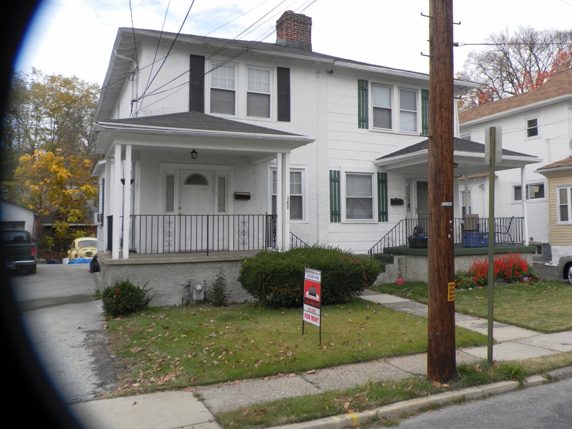 127 E Providence Rd, Yeadon, PA 19050 House Rental in Yeadon, PA