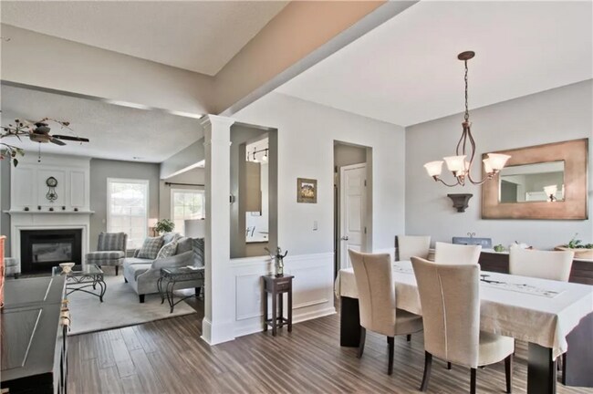Building Photo - 4804 Timbercreek Cir