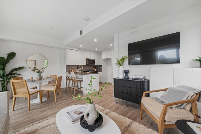 Building Photo - The Lively