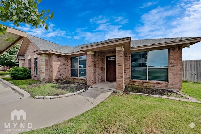 Building Photo - 108 Jolin Ln
