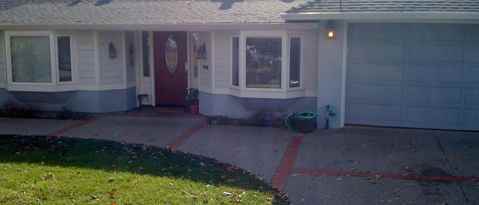 Building Photo - 301 Kathleen Dr