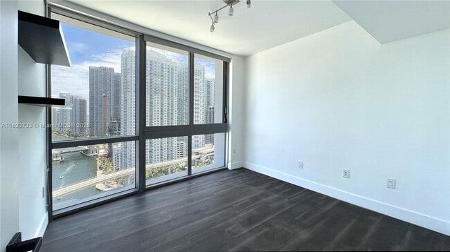 Building Photo - 350 S Miami Ave