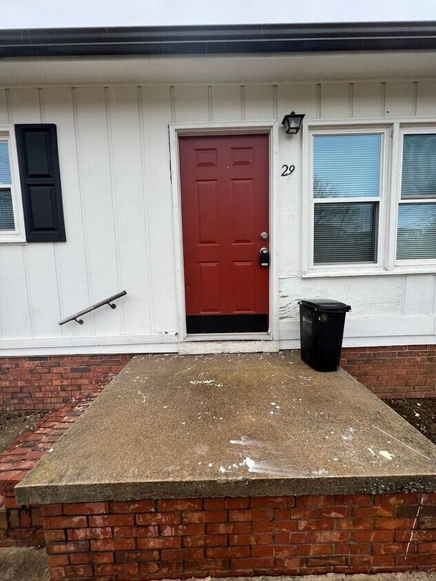 Primary Photo - Newly Remodeled 2 Bed, 1 Bath Single Story...