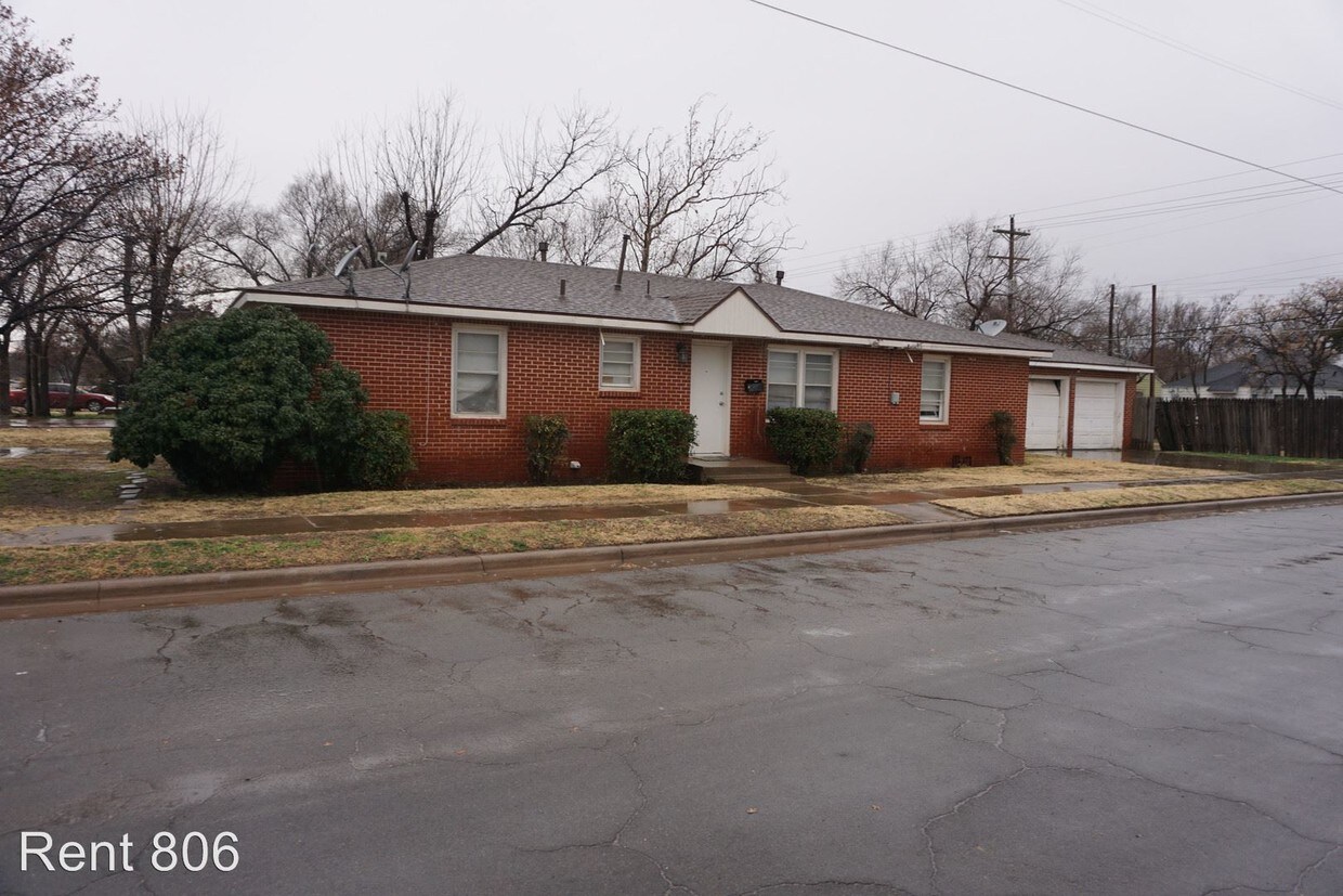 Primary Photo - 2202 22nd St