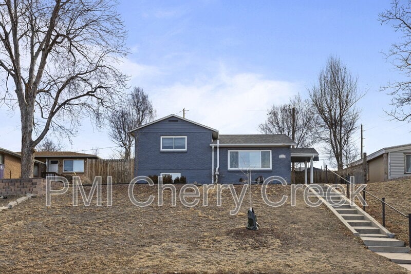 Photo - 1010 Newton St