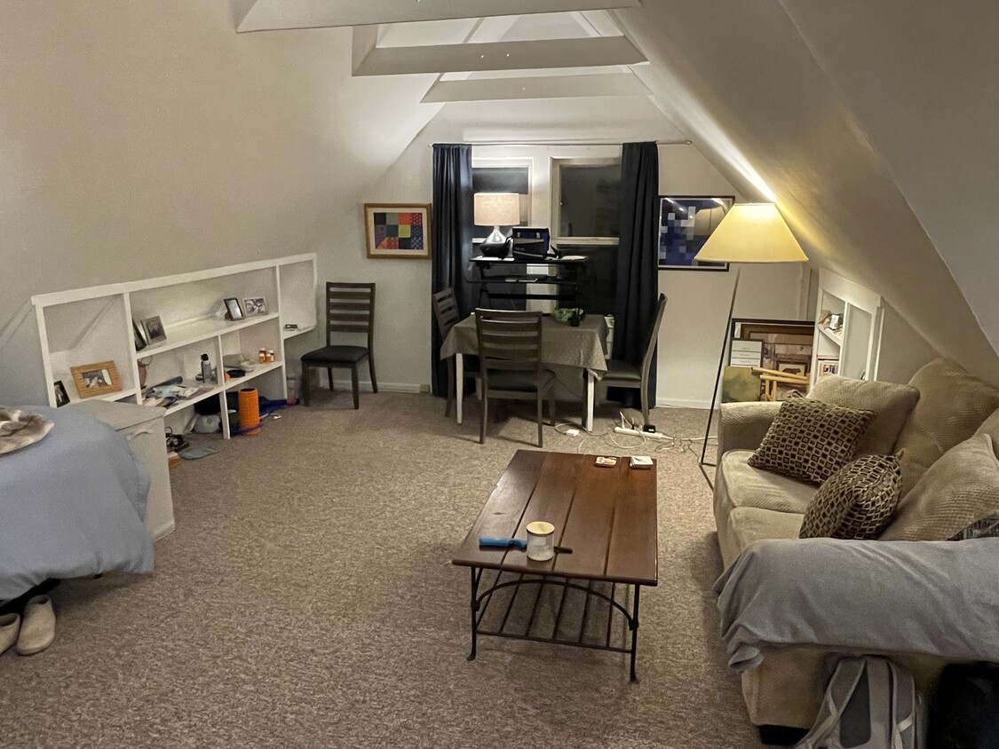 Foto principal - 1322 S Forest Ave