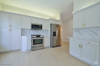 Building Photo - 20130 Seagrove St