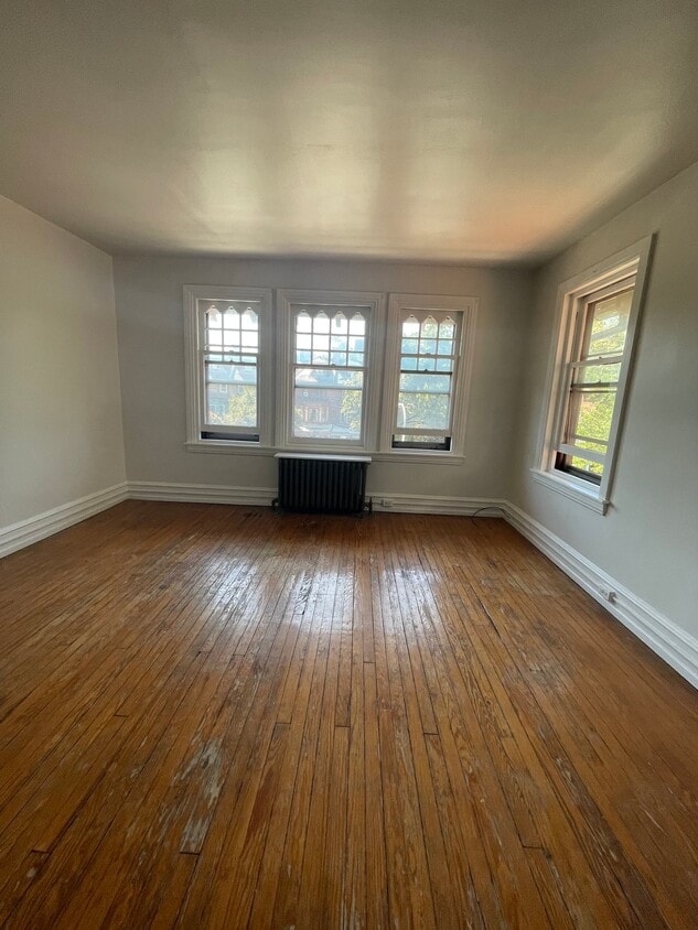 Photo - 4613 Spruce St (Philadelphia, PA)