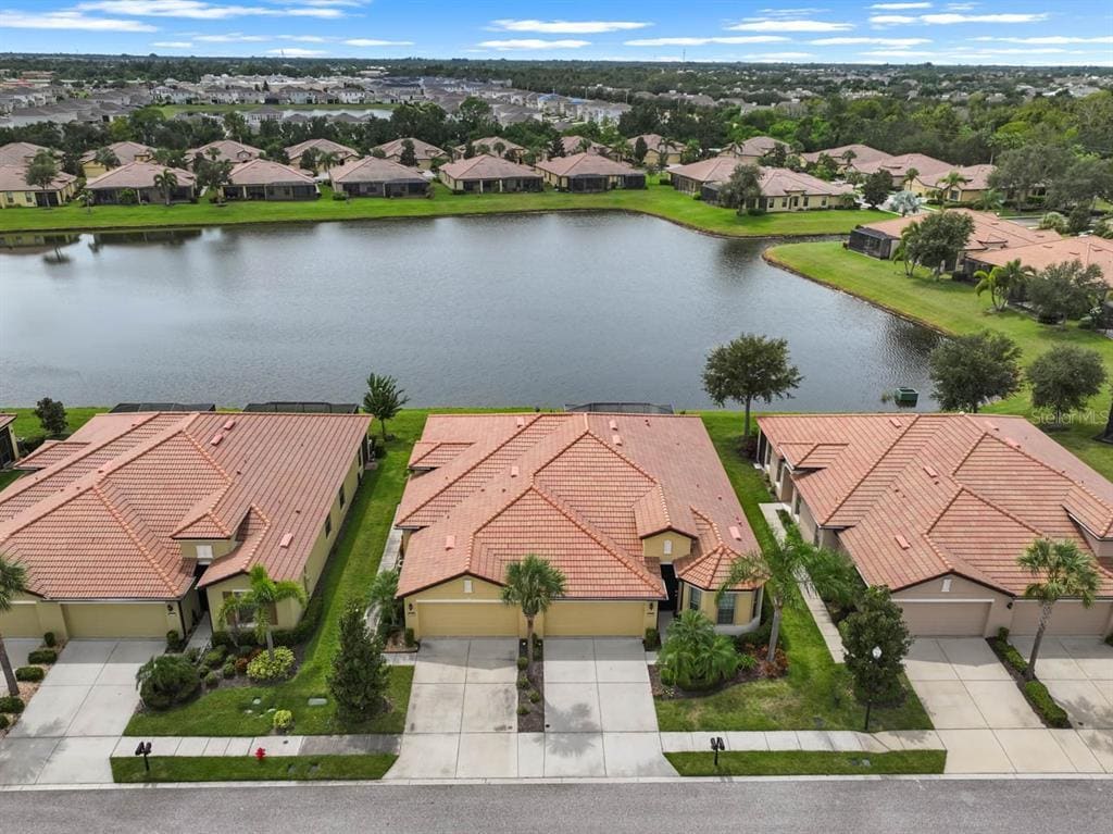 Foto principal - 5446 Sunset Falls Dr
