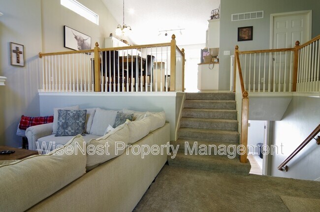 Foto del edificio - 21247 W 120th St