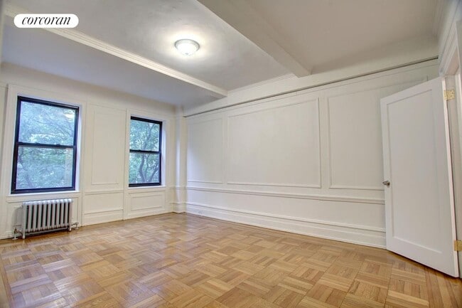 Building Photo - 315 W 102nd St