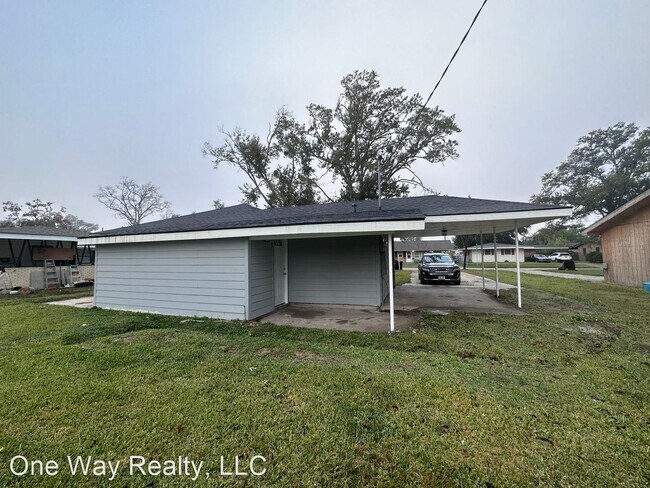 Building Photo - 3 br, 1 bath House - 2615 General Patton st