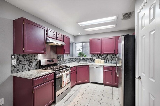 Building Photo - 1205 Ivybridge Dr