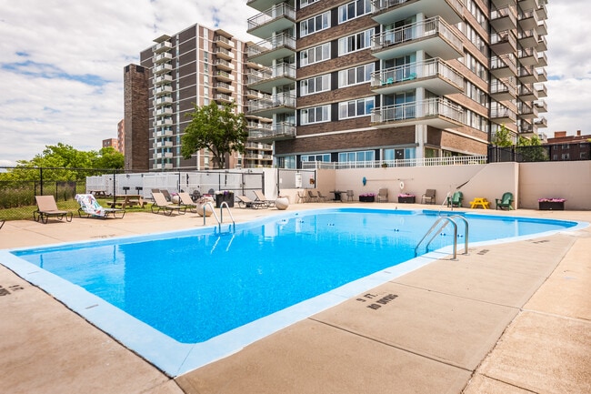 Piscina - 12000 Edgewater