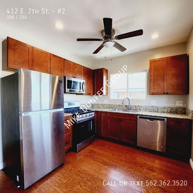 Foto del edificio - 412 E 7th St