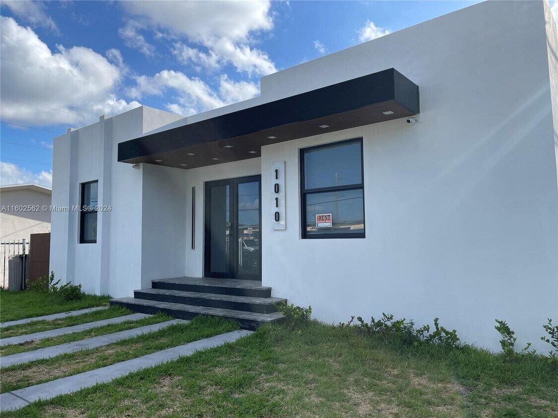 1010 W 1st Ave, Hialeah, FL 33010 House Rental in Hialeah, FL