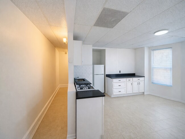 Foto del edificio - 129 N 50th St