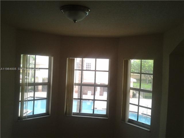 Foto del edificio - 506 Belmont Ln