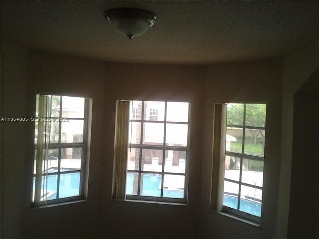 Building Photo - 506 Belmont Ln