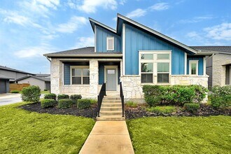 Building Photo - 8816 Mina Dr