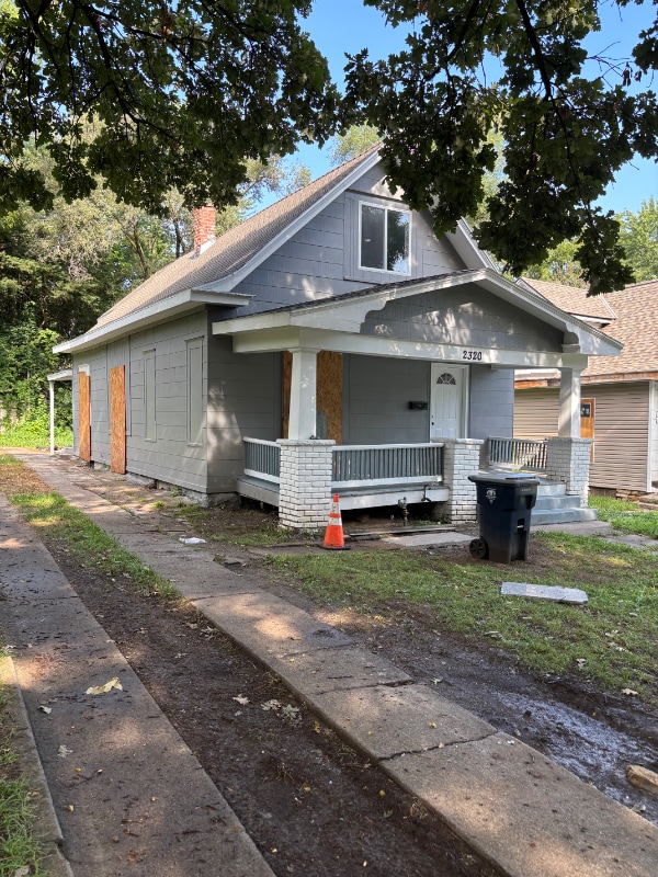 Building Photo - 2320 Chelsea Ave